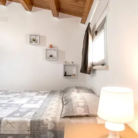 One Bedroom With Wifi At Apartmán *