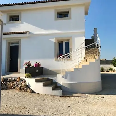 One Bedroom With Wifi At Calabernardo